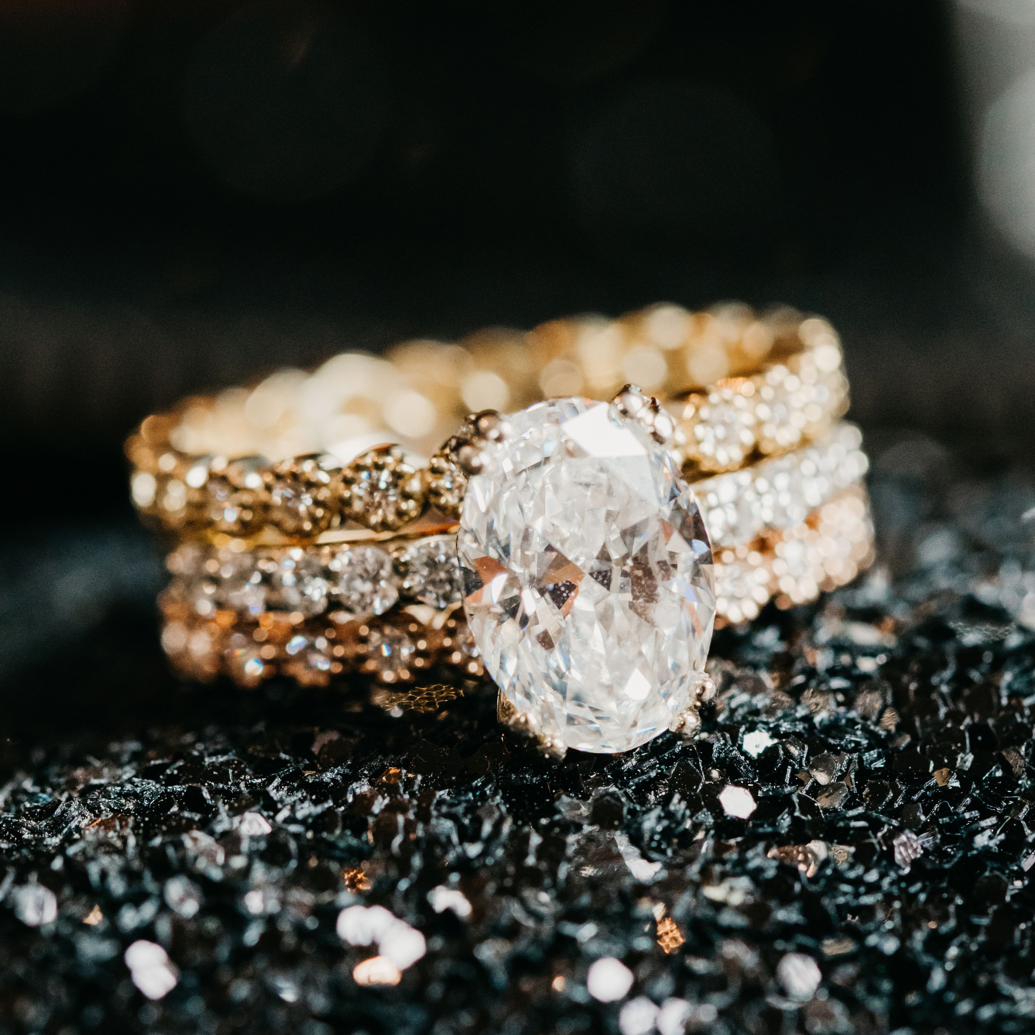 Tips for buying a perfect engagement diamond ring