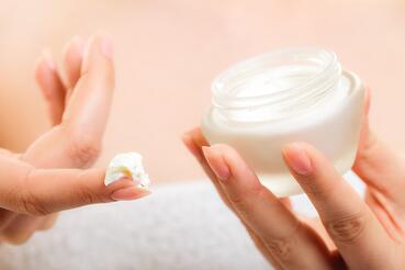 5 Reasons to Add a Moisturiser to Your Skincare Routine